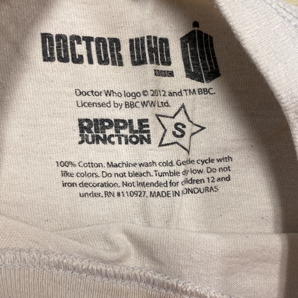 Dr. Who -Support Time Lords shirt - Picture 2 of 4